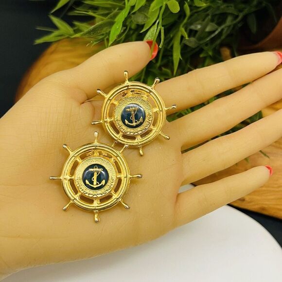 Vintage Nautical Earrings Steering Wheel Enamel Anchor Clip On Gold Beach 1115 - Picture 4 of 8
